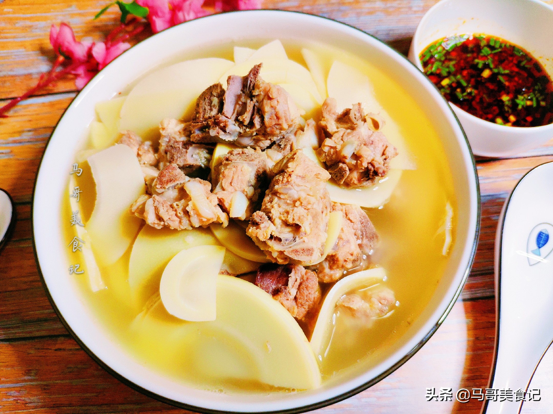 海帶綠豆排骨湯,海帶綠豆排骨湯的做法