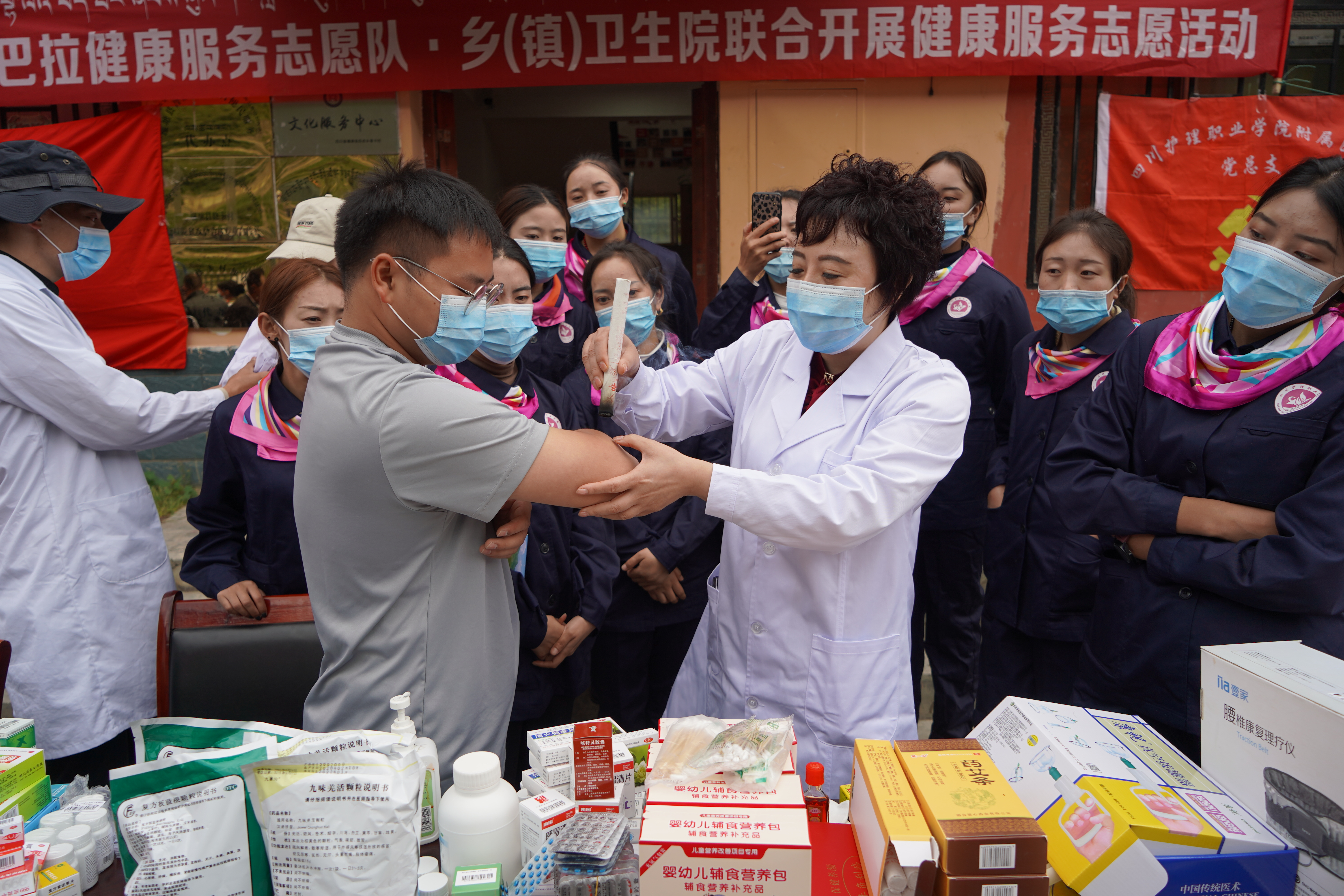 四川护理职业学院党委副书记、院长张先庚——大爱坚守护理初心担当挑起健康使命