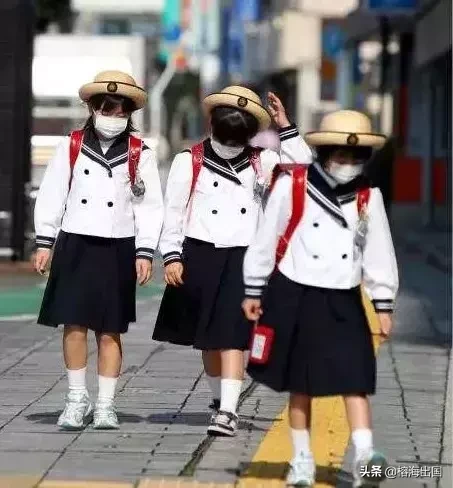 八一八上海小朋友的校服，哪所学校才是魔都颜值Top 1？