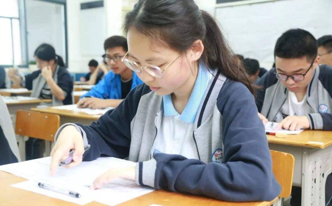 新高考语文面临三大变化，不早做准备的孩子，恐将会被淘汰