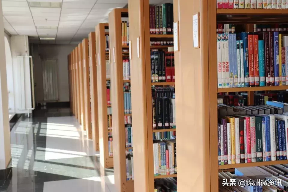 锦州渤海大学开学了！终于可以见到TA