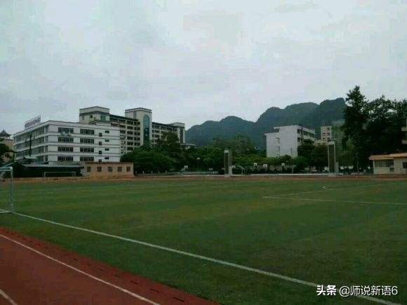 广西河池四所重点高中，都安高中今年破纪录，其它三所也不甘示弱