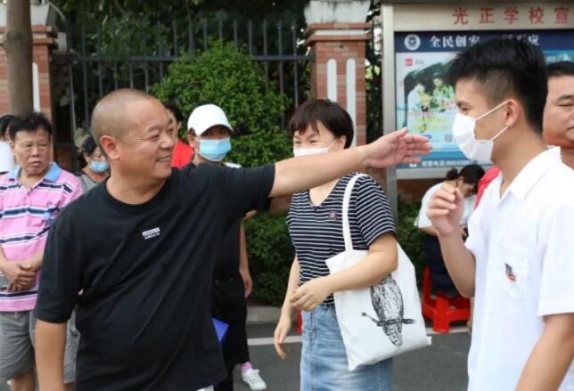 高考失利，考生应不应该选择复读？“3种情况”不建议复读