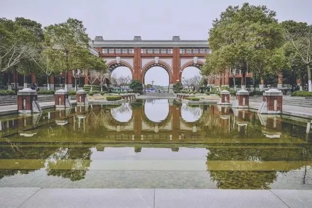 华东地区的法学扛把子——华东政法大学