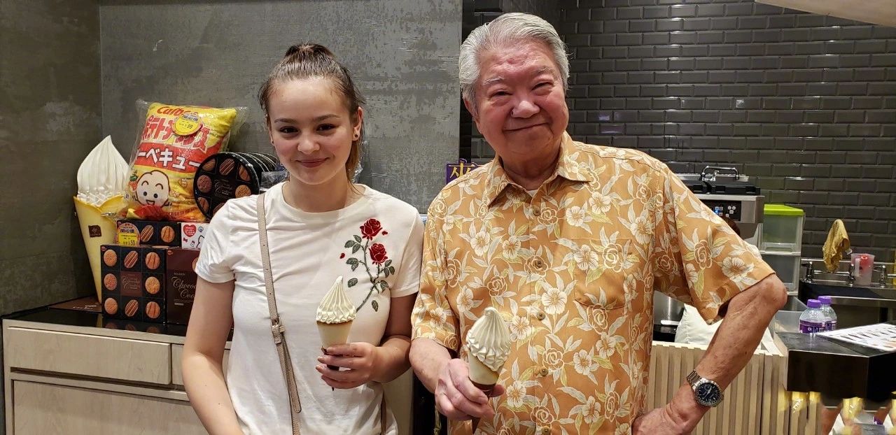 好玩有趣！78岁老顽童蔡澜，又开启年度“神”回复，引百万人围观