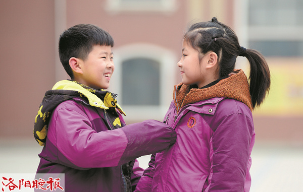 考眼力！洛阳一校园38对双胞胎，老师“傻傻分不清”