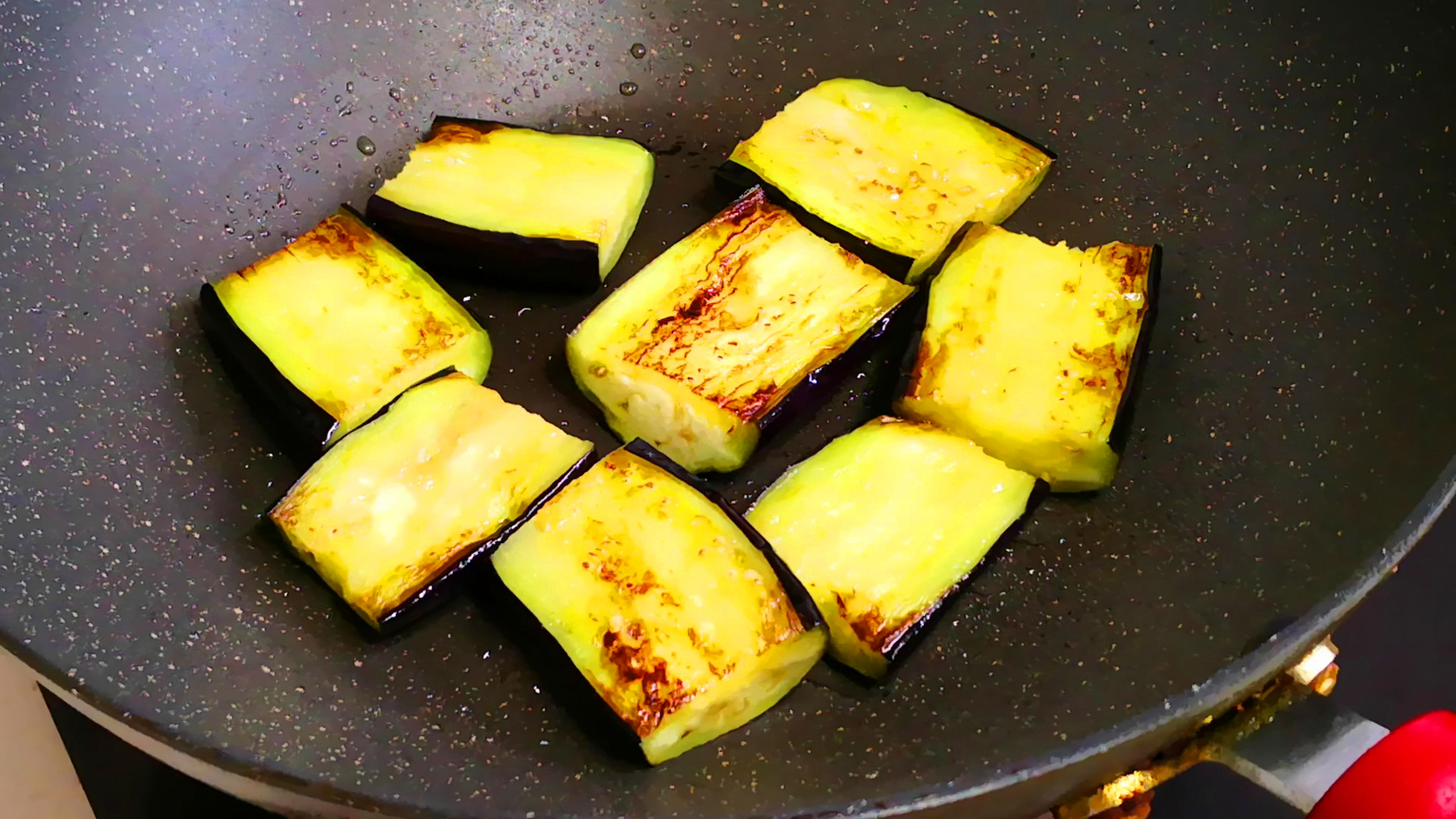 茄子怎么做好吃,茄子怎么做好吃又簡單