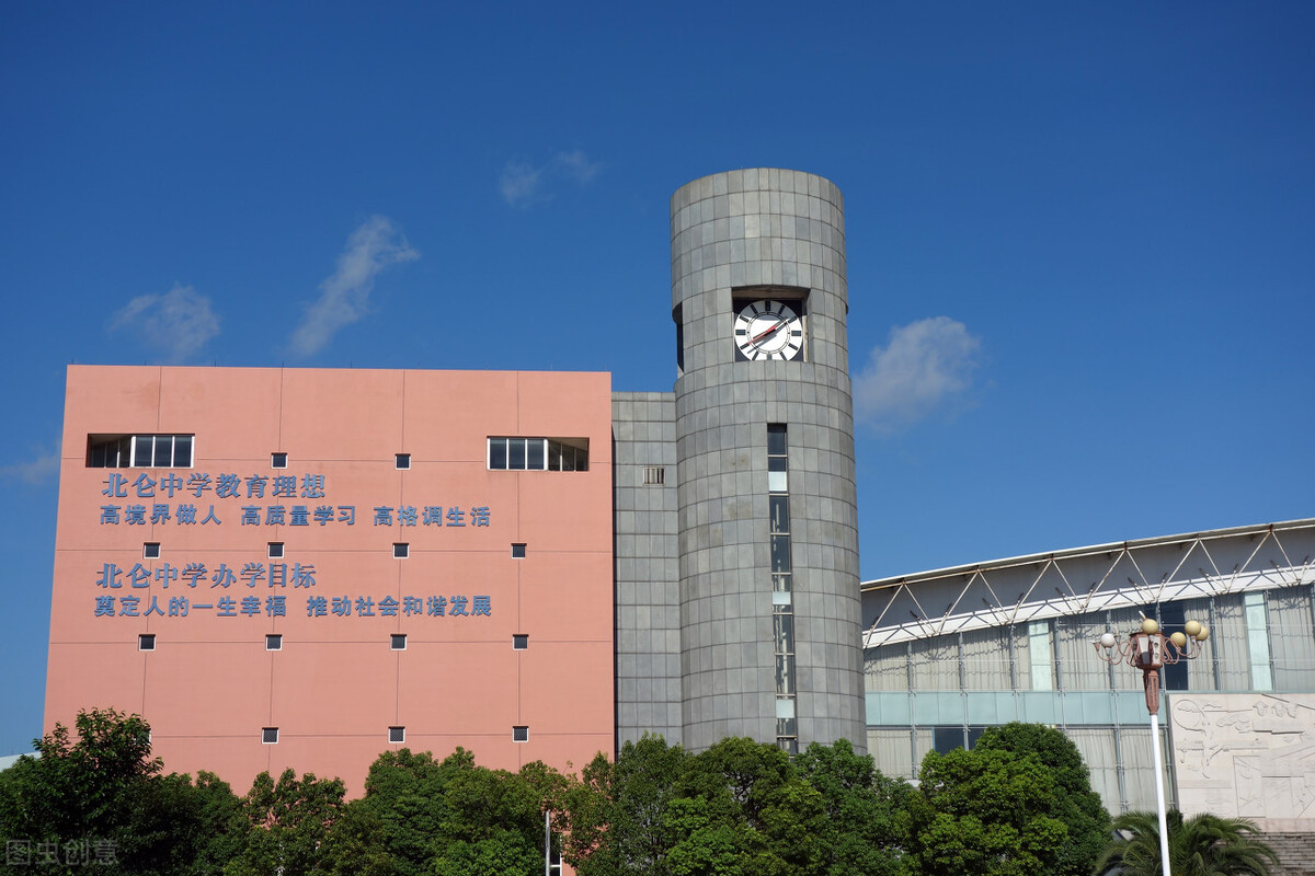 中考改革钻不了空子，这800名高一新生被集体退学，仔细看原因