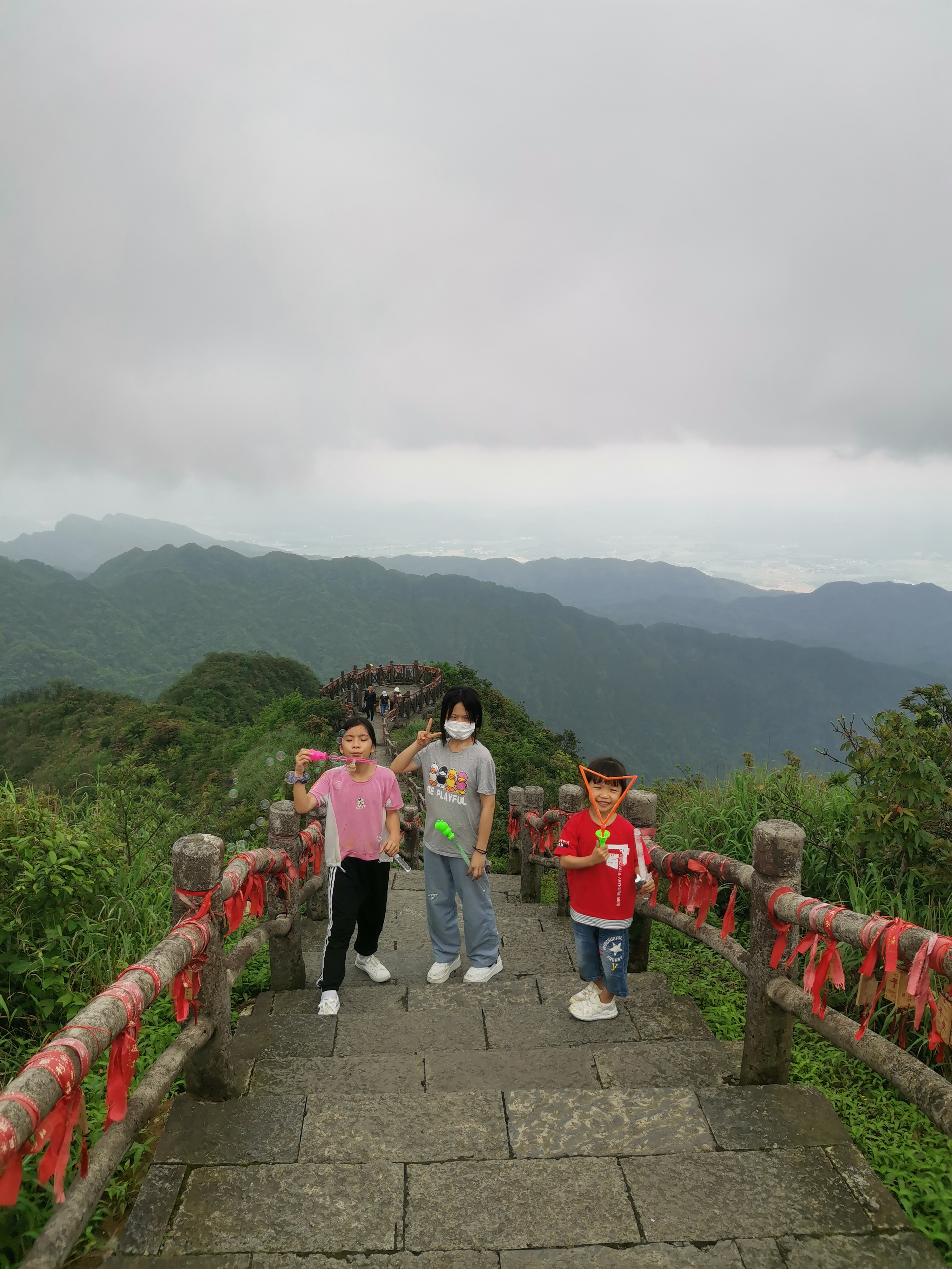 周末带上家人自驾旅游—广西大明山