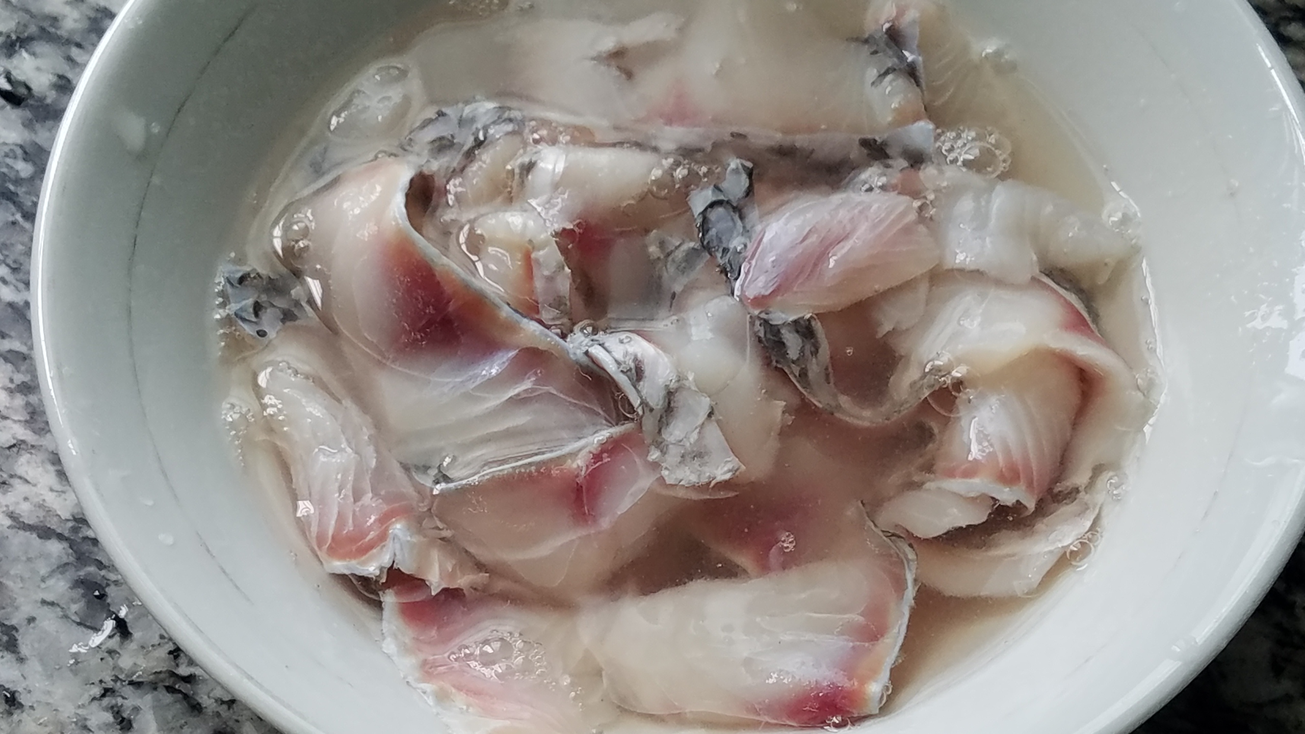 鱼片这样做才够味，我家经常吃的一道家常菜，简单好吃又下饭