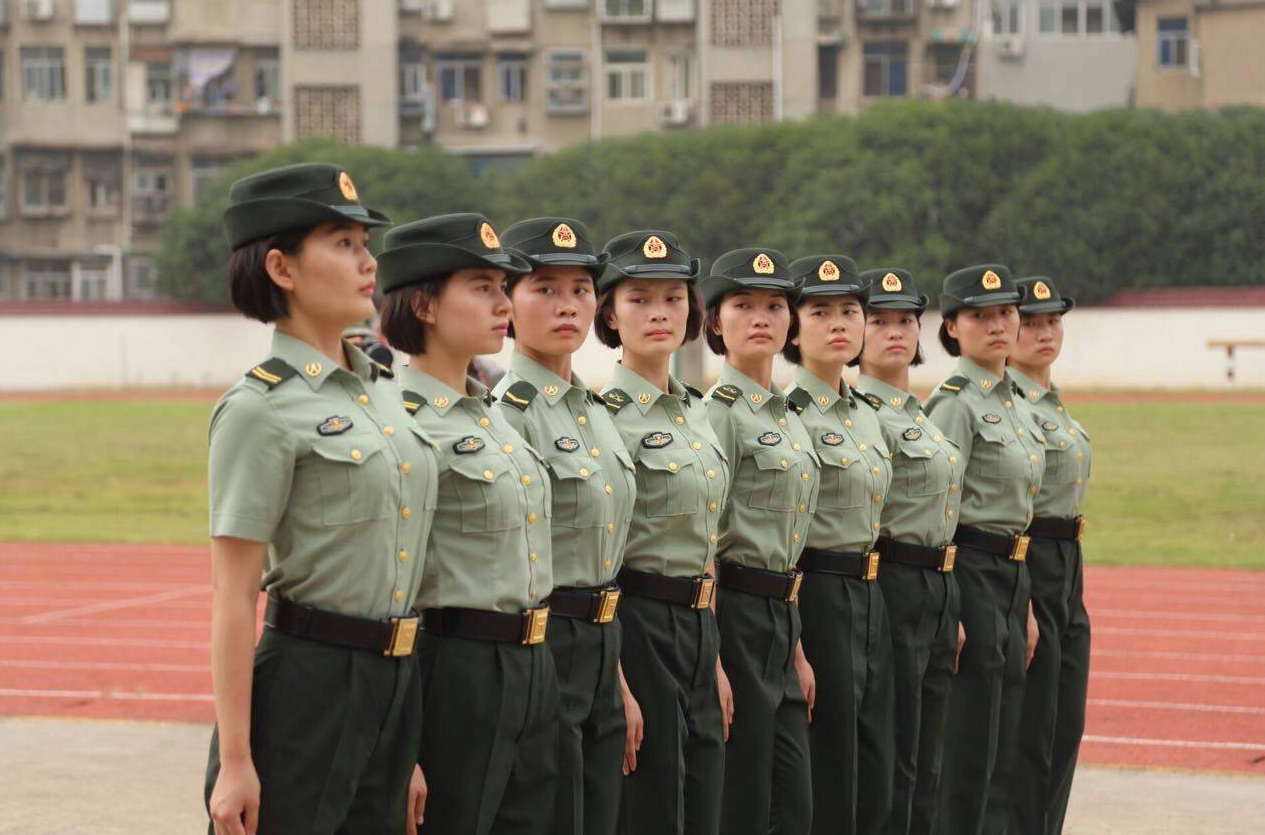 高考想报军校难不难？它和普通高校差别大吗？一般家庭不建议报考