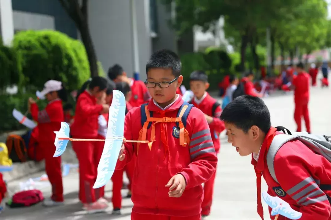 星辰大海，与你同往——西安高新国际学校给孩子一个“航天梦”，向着浩瀚星辰出发
