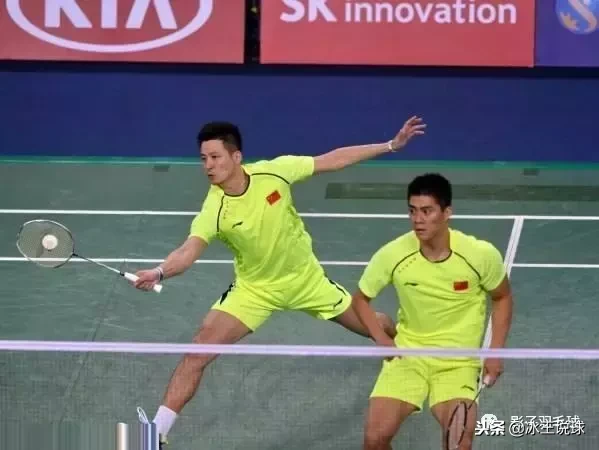 羽毛球拍手胶哪个最好(YONEX/李宁/胜利/威臣/极限等6款手胶的用后感（影子出品）)