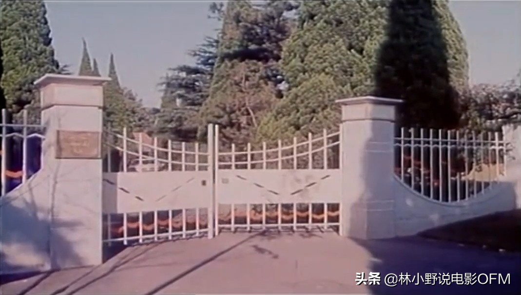 《潜伏》站长太太年轻时是有多美艳，中国第一部科幻片了解一下