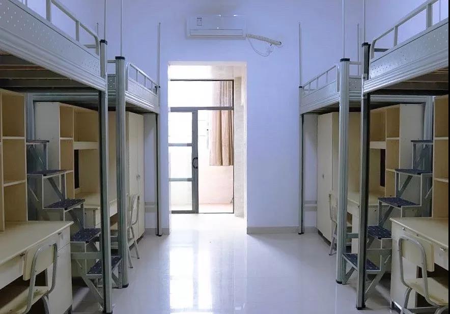 坐标湖南，影视剧取景地，高颜值食堂吃遍网红美食！这所高校