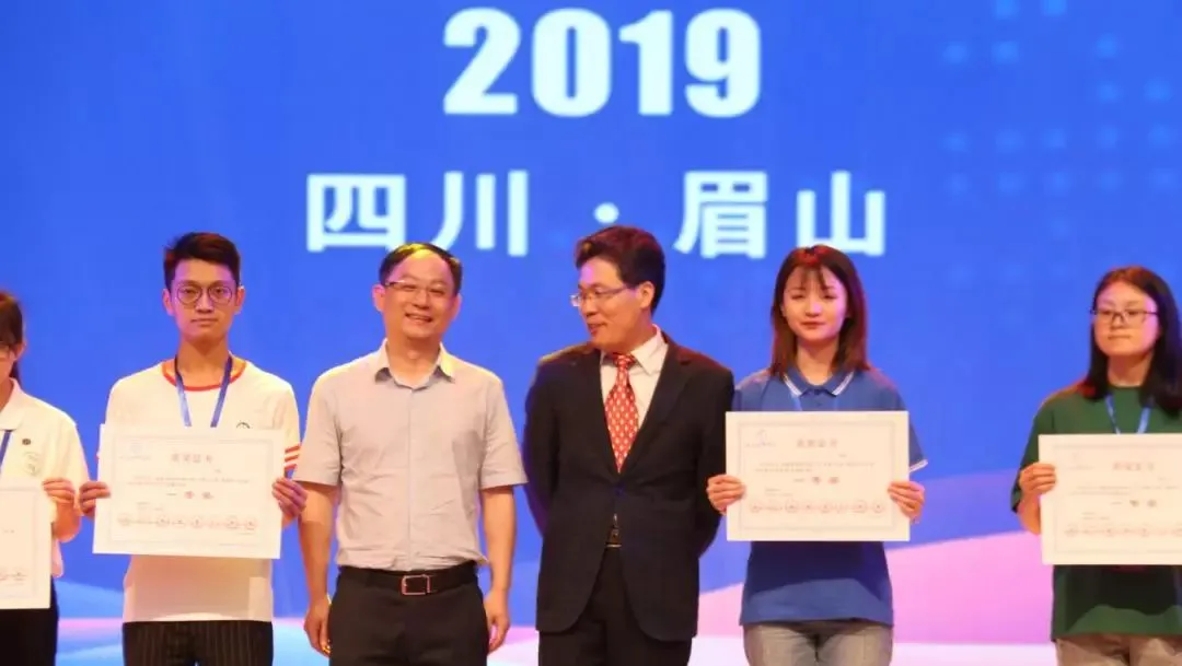 每年100余人进入哈佛、北大、港大等名校深造，这个专业前景大好！