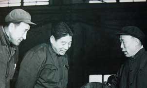 前身二汽,筹建过程坎坷,项目被停建:东风汽车这段历史你想听吗？