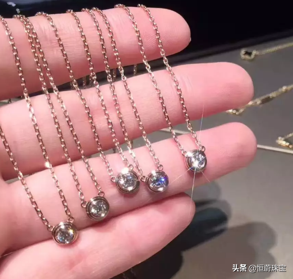 七夕情人节最受女生欢迎的十大项链排行榜，卡地亚双环项链排第六