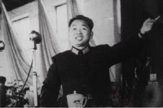 1958年，刘亚楼做了一件事，毛主席听后非常生气，更是数月不理他