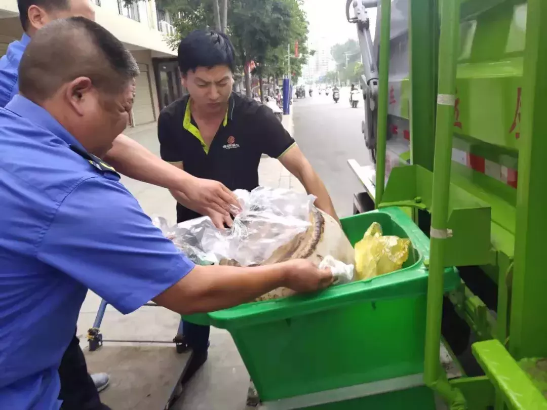 泌阳一家餐饮店被罚款5000元，究竟咋回事？