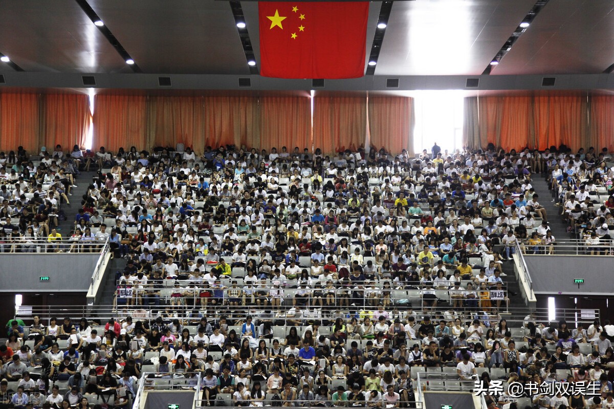 研究生报考人数377万！郑州大学报考人数3.7万！竞争激烈