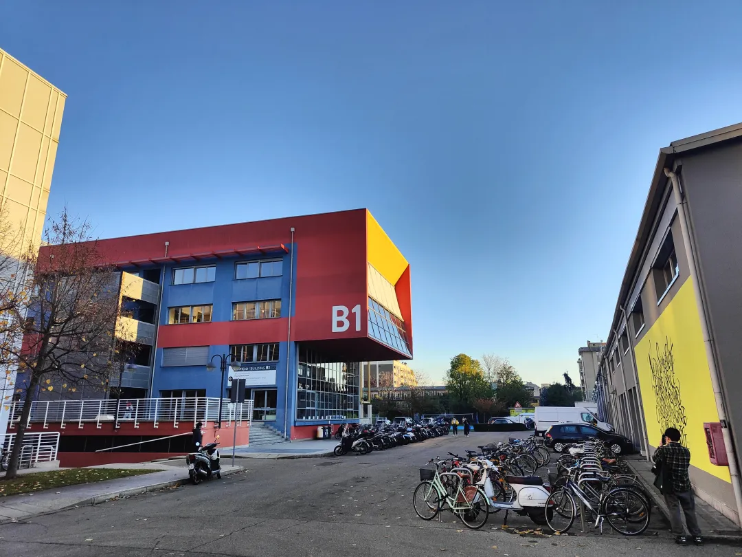 我来米理一个月，已经被老师搞哭了