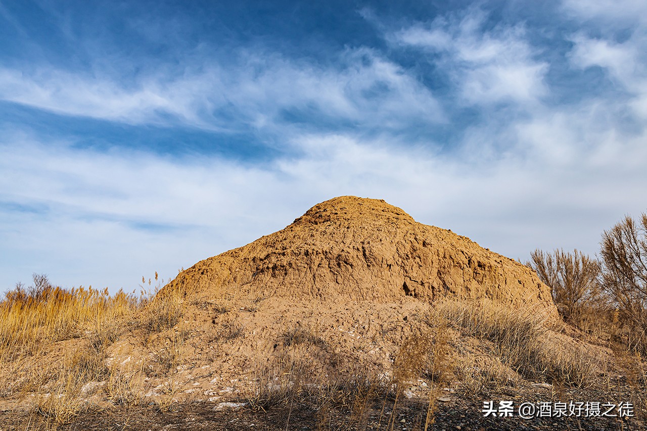 李陵碑遗址在哪（芦苇荡中的李陵碑遗址图片）