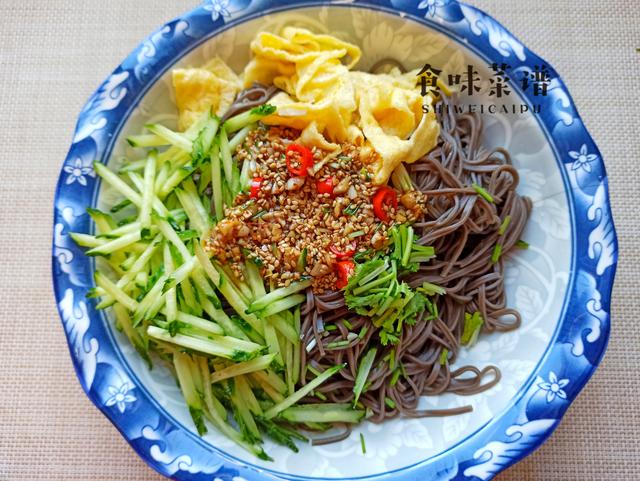 头伏饺子二伏面，提前学会3种面条的做法，鲜香美味，健康又营养