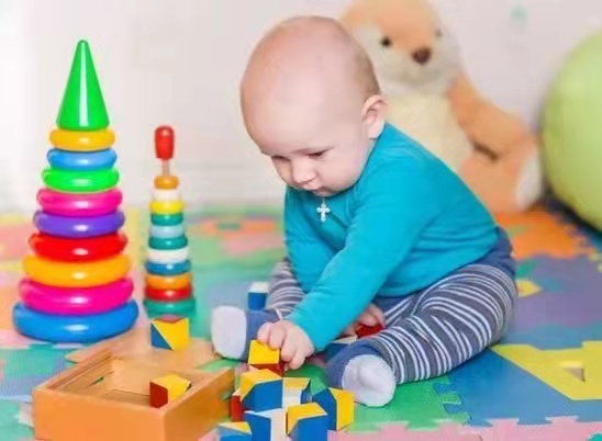 10款手眼协调游戏，孩子越玩越聪明，还能培养专注力