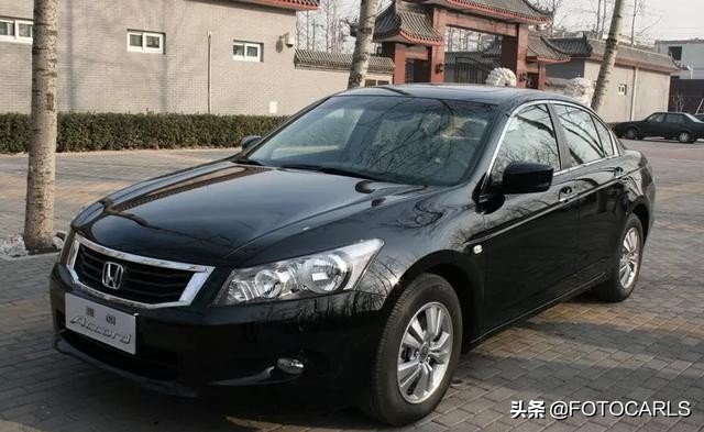 本田雅阁2005-2018车型进化史实拍，哪款才能叫经典？