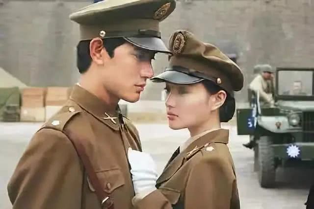 人前清纯女，人后却疯狂，这6位情史劲爆的女明星，令人一言难尽