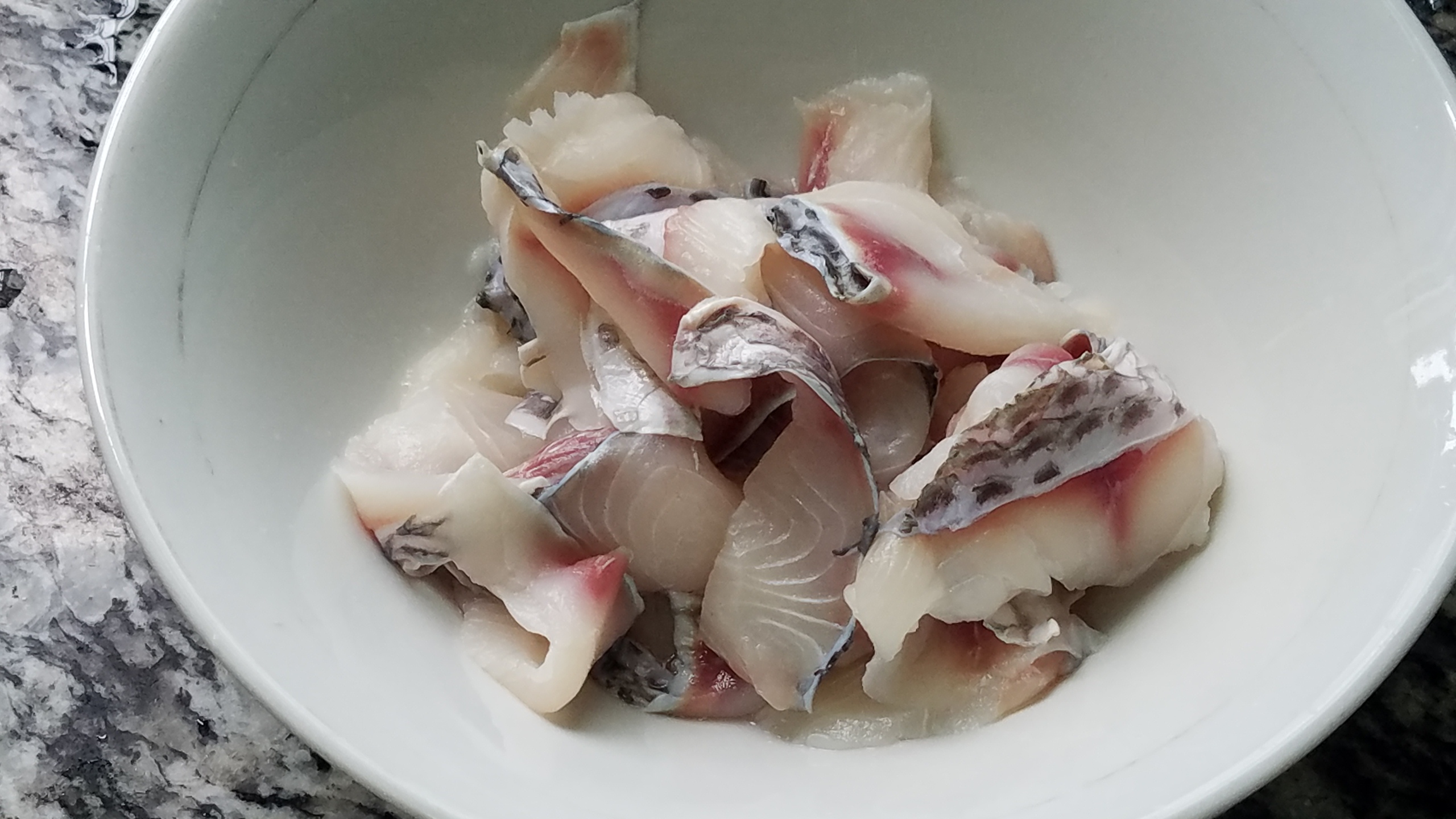 鱼片这样做才够味，我家经常吃的一道家常菜，简单好吃又下饭