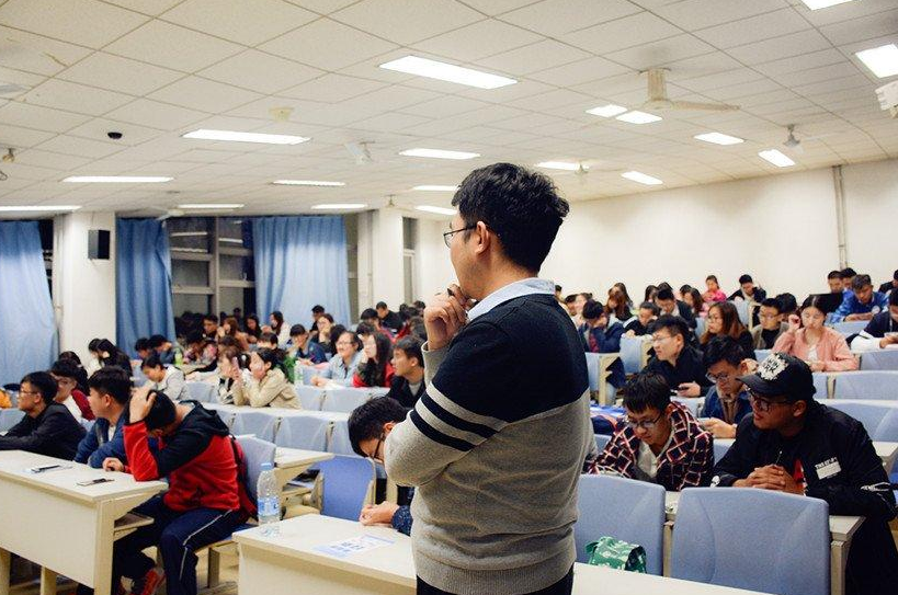 大学毕业后档案会到哪？学生别忽视了，不然容易变成“黑户”