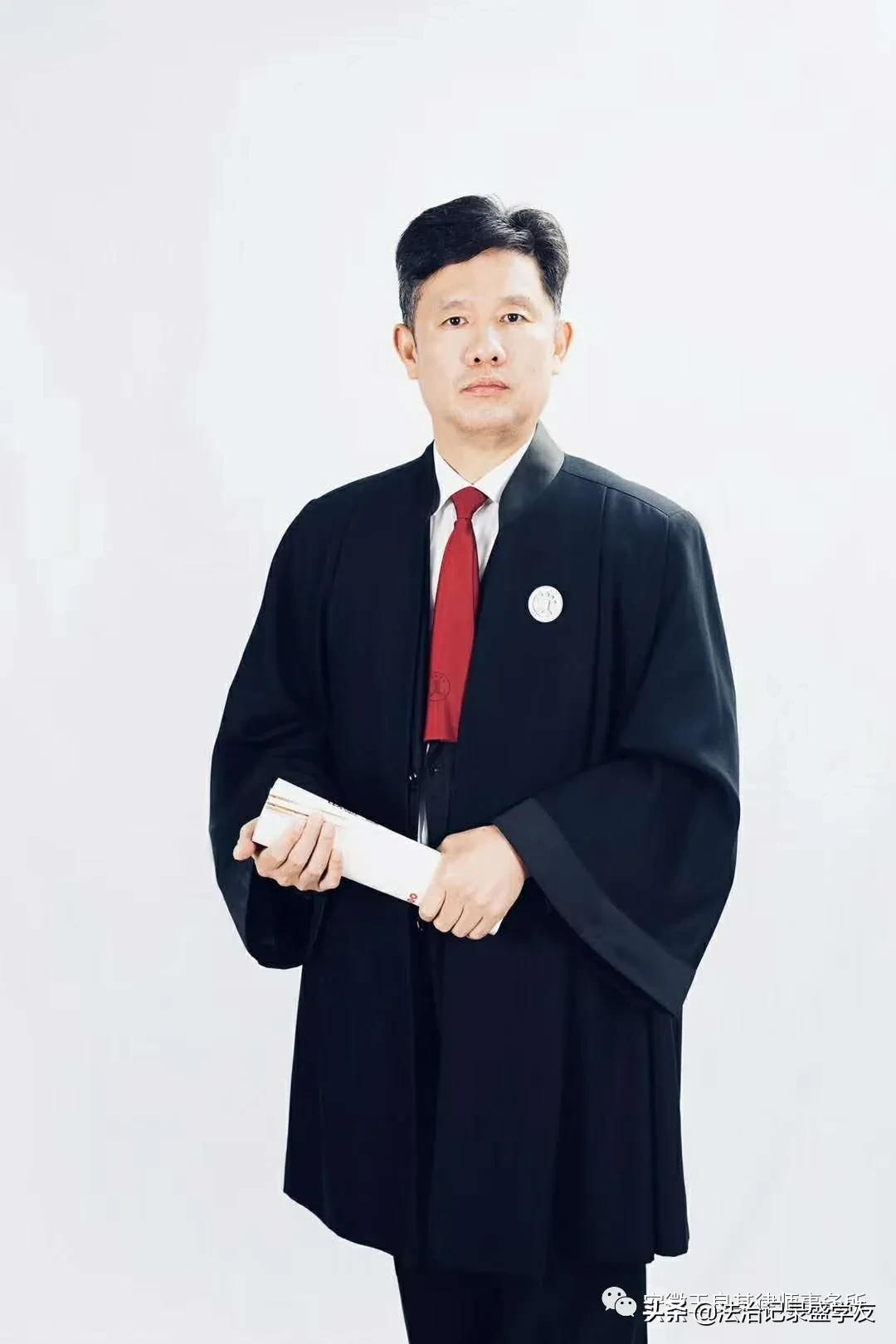 王良其律师访谈:为社会创造价值,让律师飞得更高