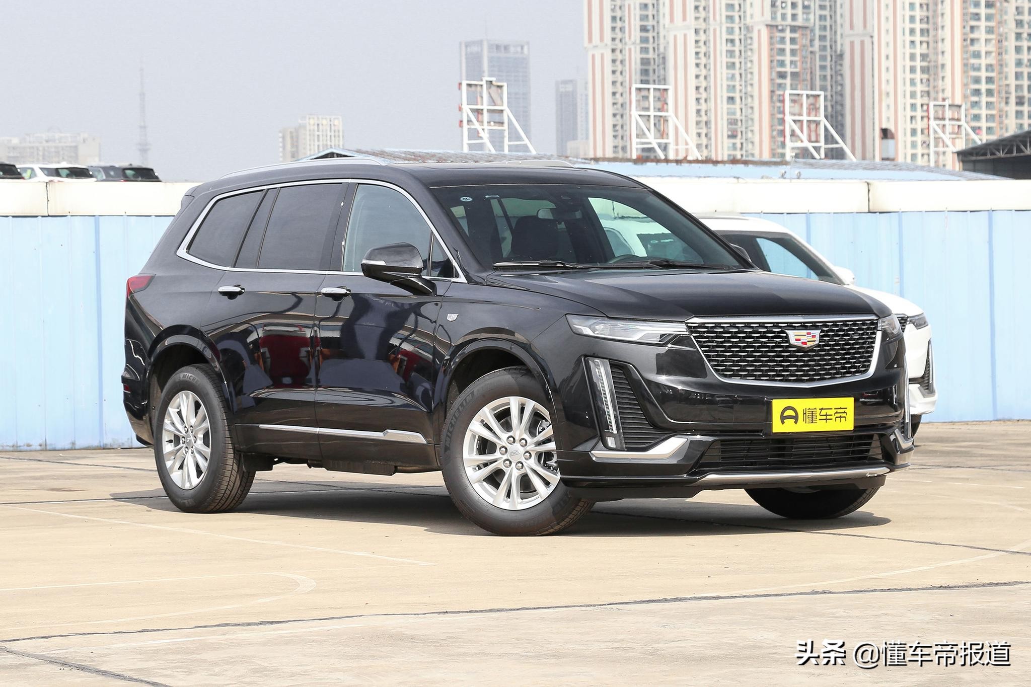 新车｜本代将终结？售58.49万，解析Jeep大切诺基纪念版