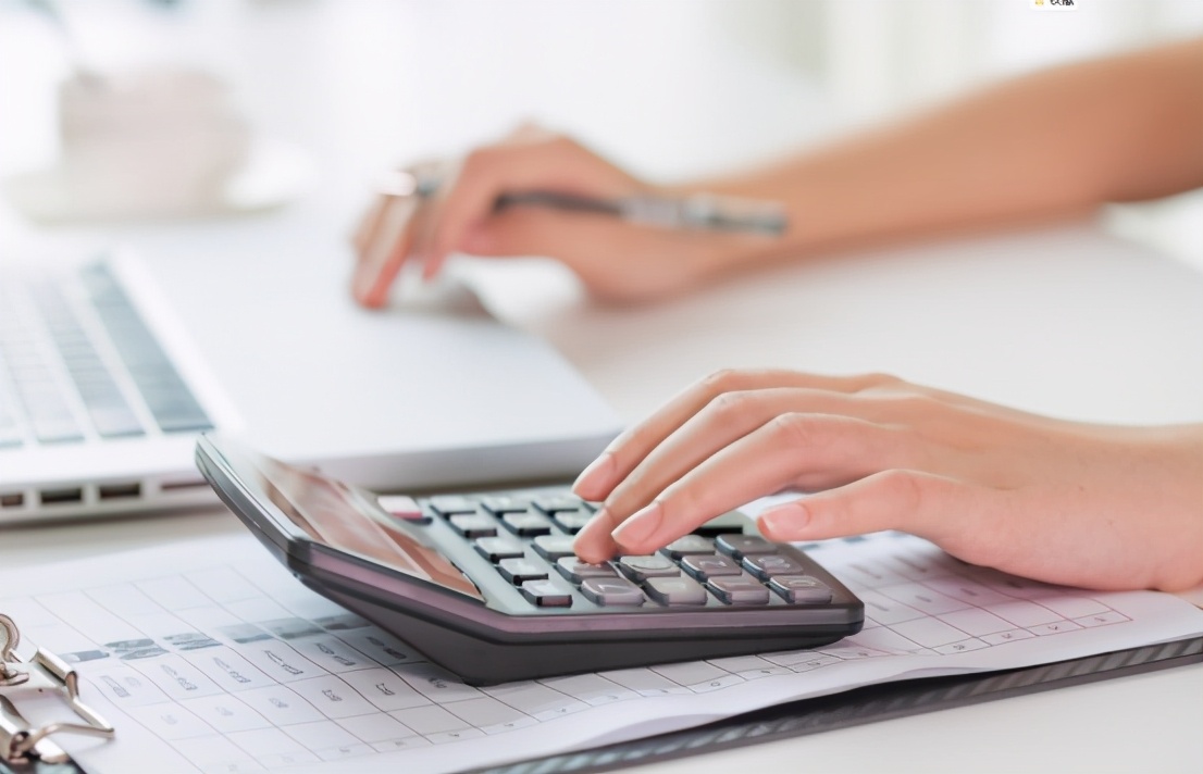 国内“财经类”高校排名，第一名表现不错，中央财大有些“惋惜”