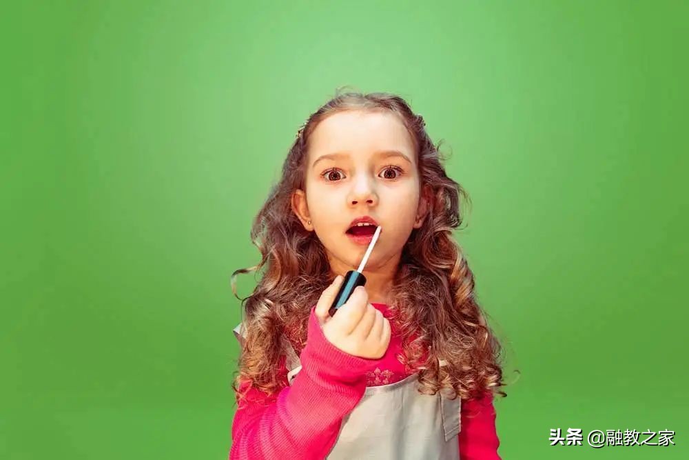 语言发展迟缓的孩子该如何进行康复训练？
