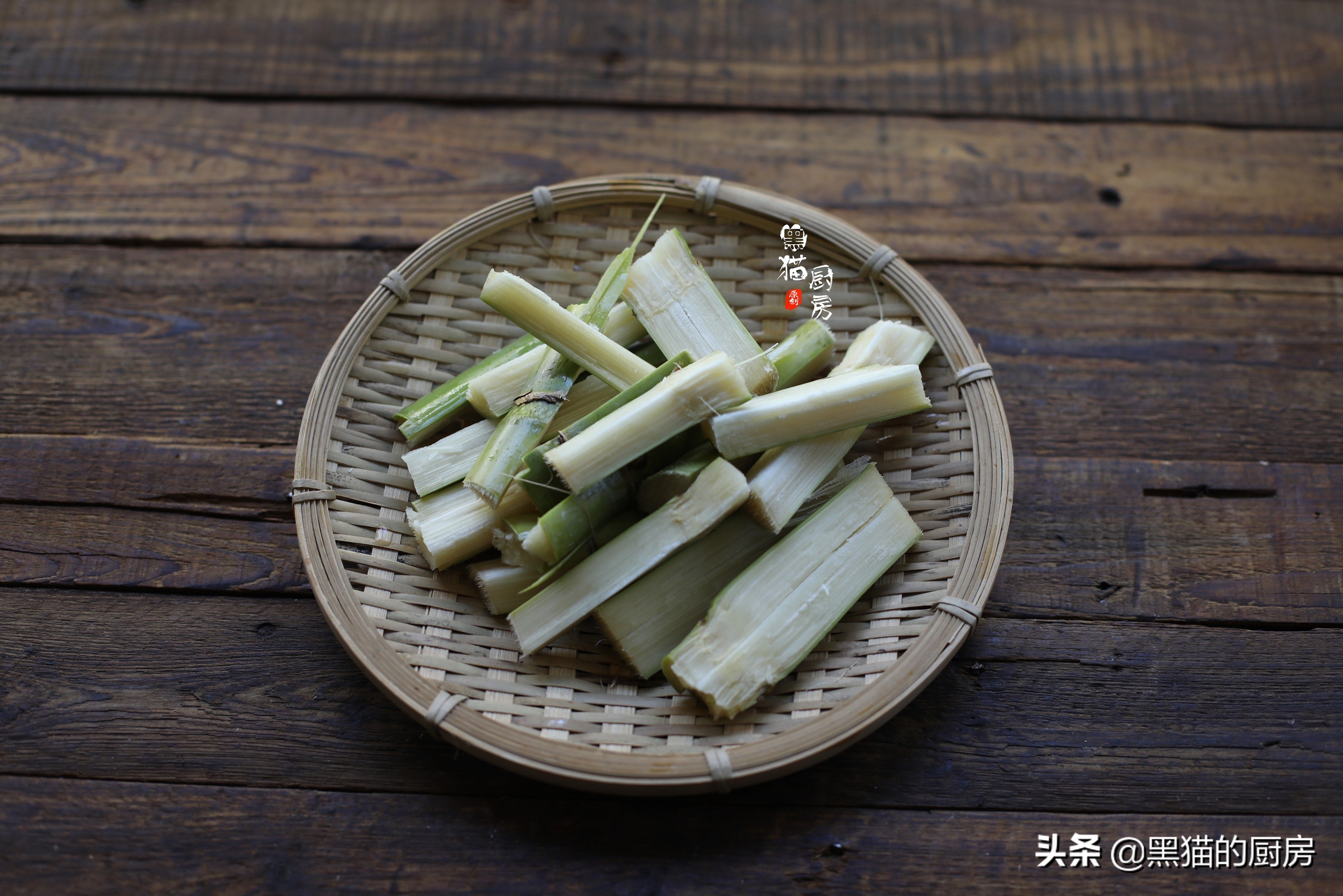 这“糖水”自然甜，没时间煲汤，多用这5样食材煮水，清热去燥