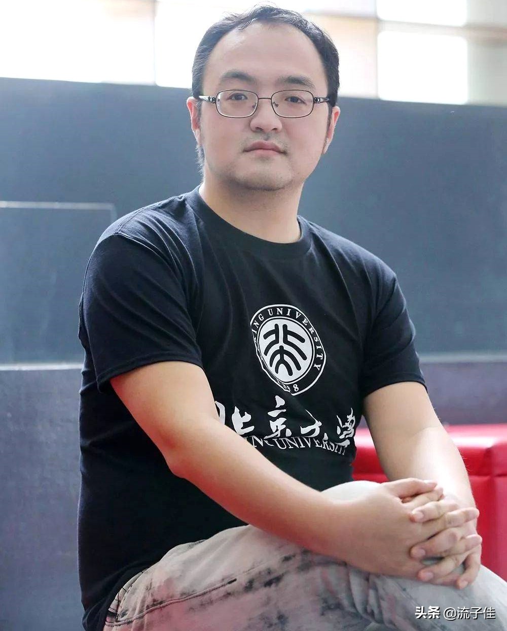 可喜可悲，北大学霸在美国当教授获世界级大奖，曾在北大任教六年