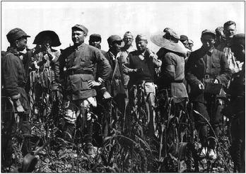 十大元帅1937年谁的级别最高：叶剑英第三，陈毅第九，罗荣桓垫底