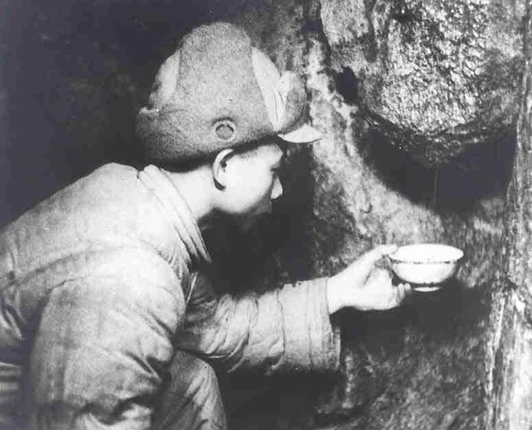 邹习祥：志愿军狙神，206发子弹歼敌203人，晚年解甲归田不吃罐头