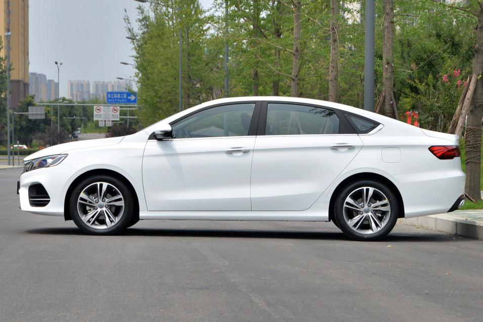 年轻人油耗怎么样?多少钱能开得起缤瑞?