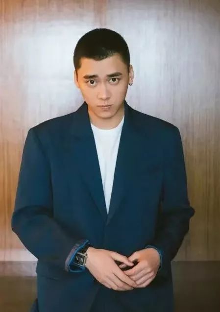 为什么陈伟霆的寸头会如此帅气?是颜值的事儿,还是脸型?