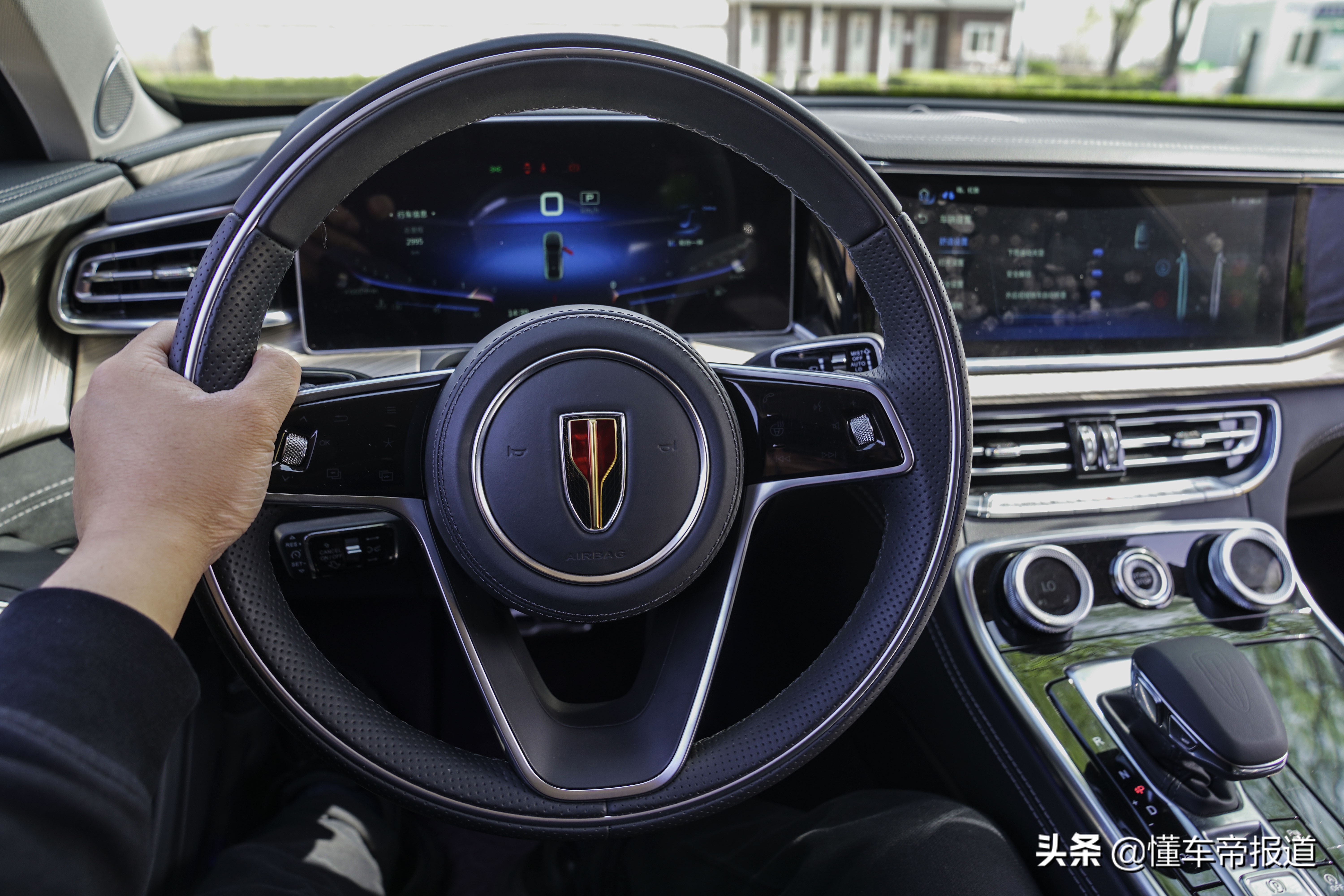 新车｜试驾红旗H9 3.0升V6版，不谈情怀它是一辆好车吗？
