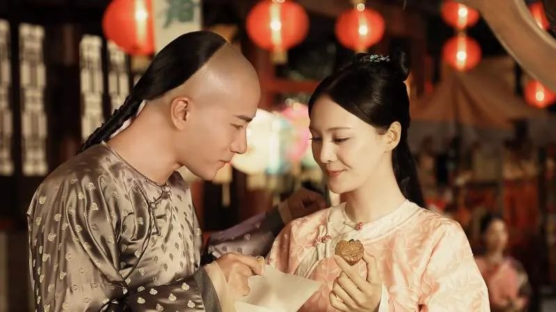 10首深情诗词，没有一个“爱”字，却句句都是我爱你