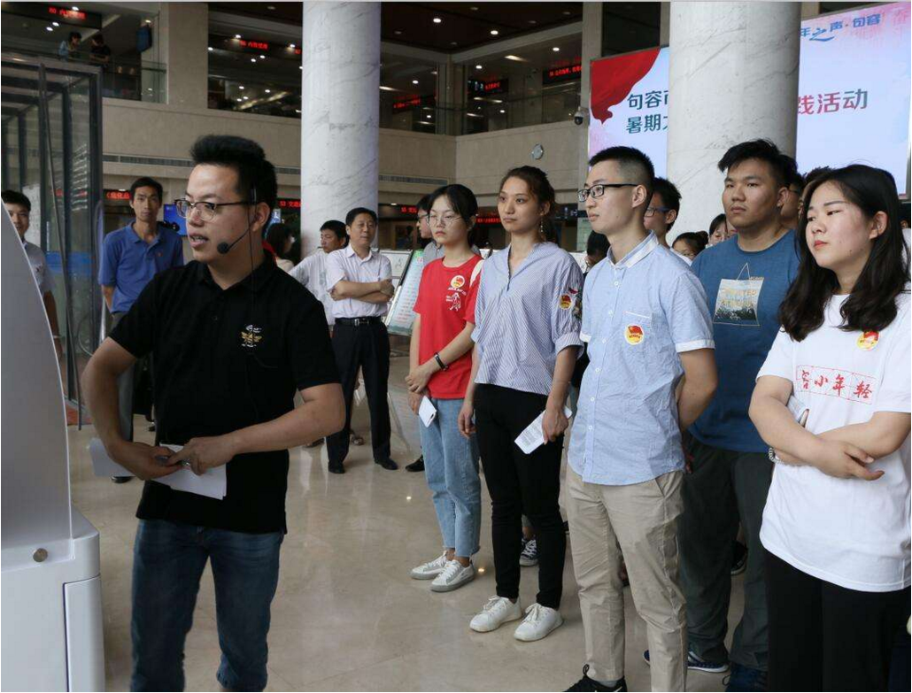 学生上大学，1个月1000生活费到底够不够，怎样能节省一点