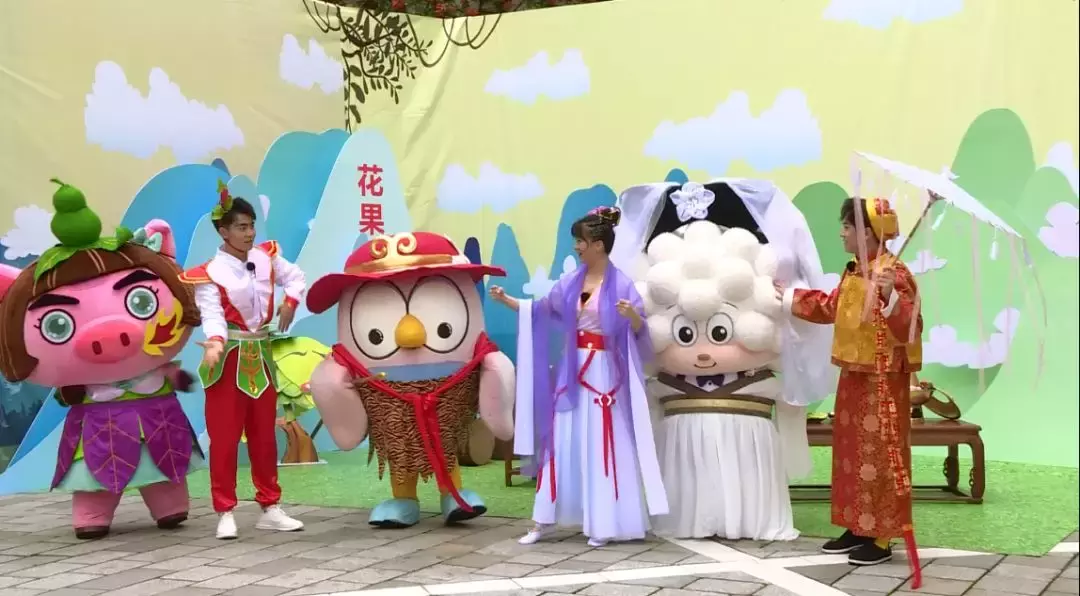 能让嘉宾一秒拾起童心的综艺,就服《人偶总动员》!