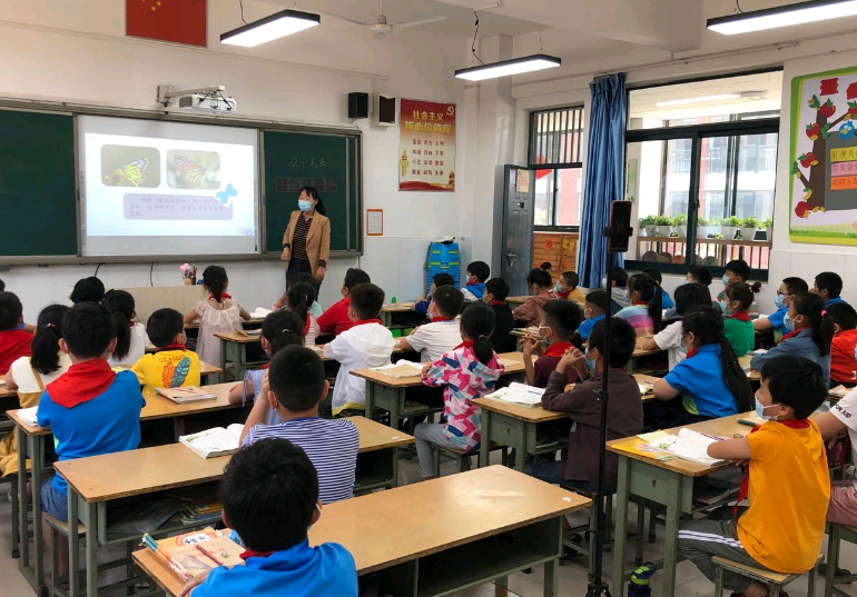 “拼命教书”后，你会发现，当一名“佛系教师”也没什么不好