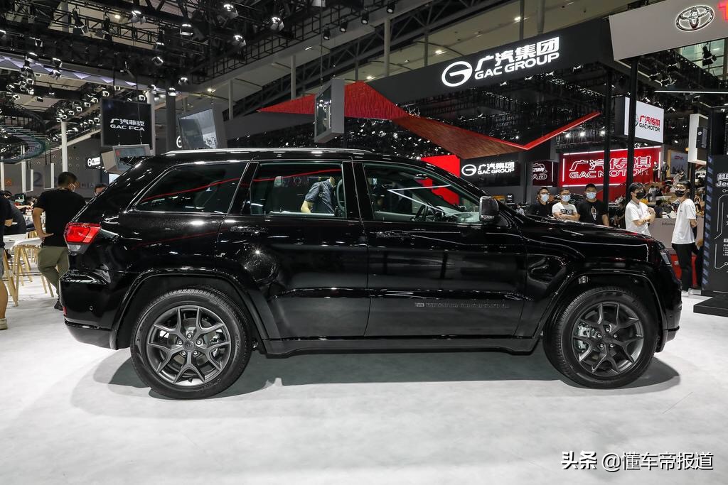 新车｜本代将终结？售58.49万，解析Jeep大切诺基纪念版