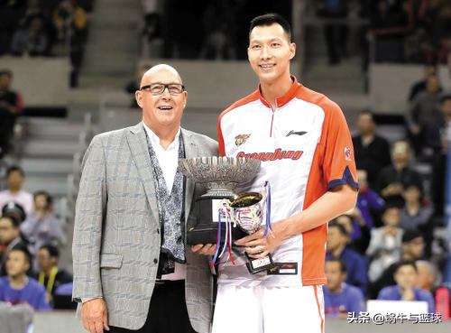 06cba为什么没有mvp(少了一个！23年产生22个MVP奖杯，为何2006年没有？)